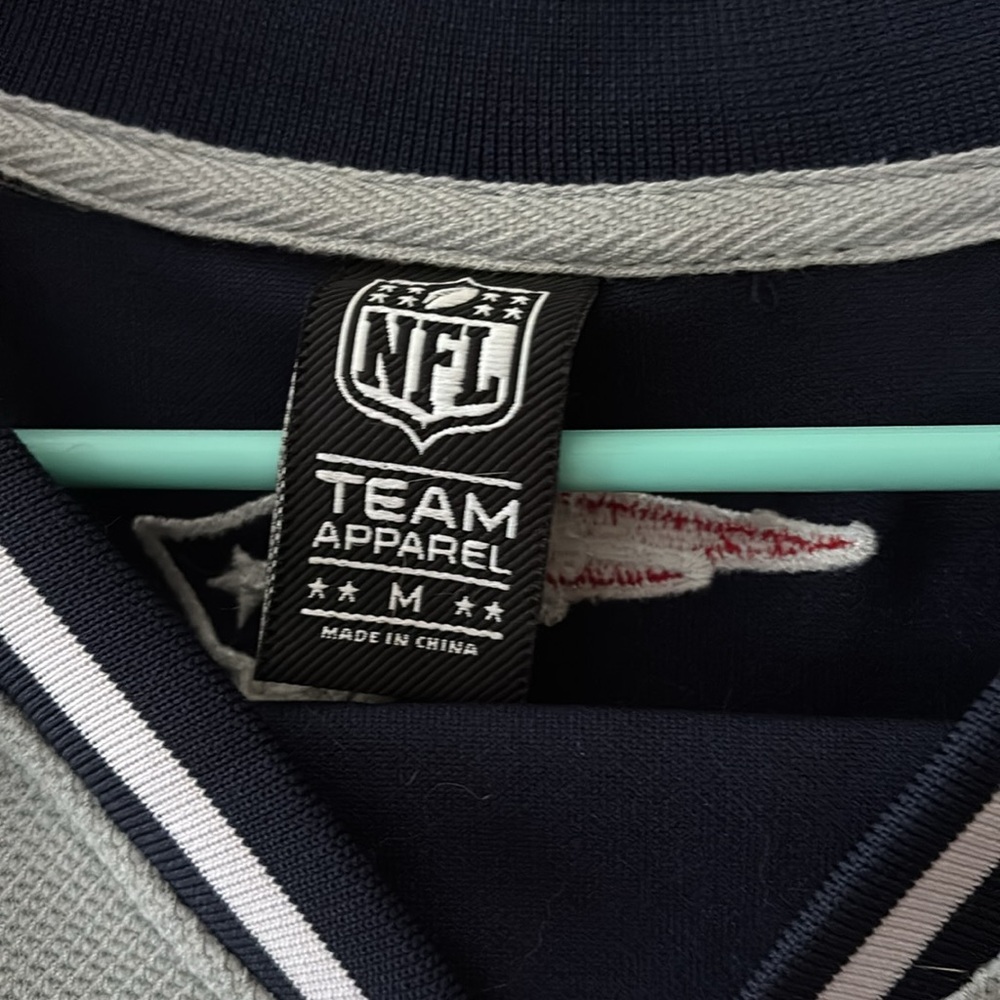 NFL Men's Patriots jersey! Medium- great gift! - Picture 7 of 7